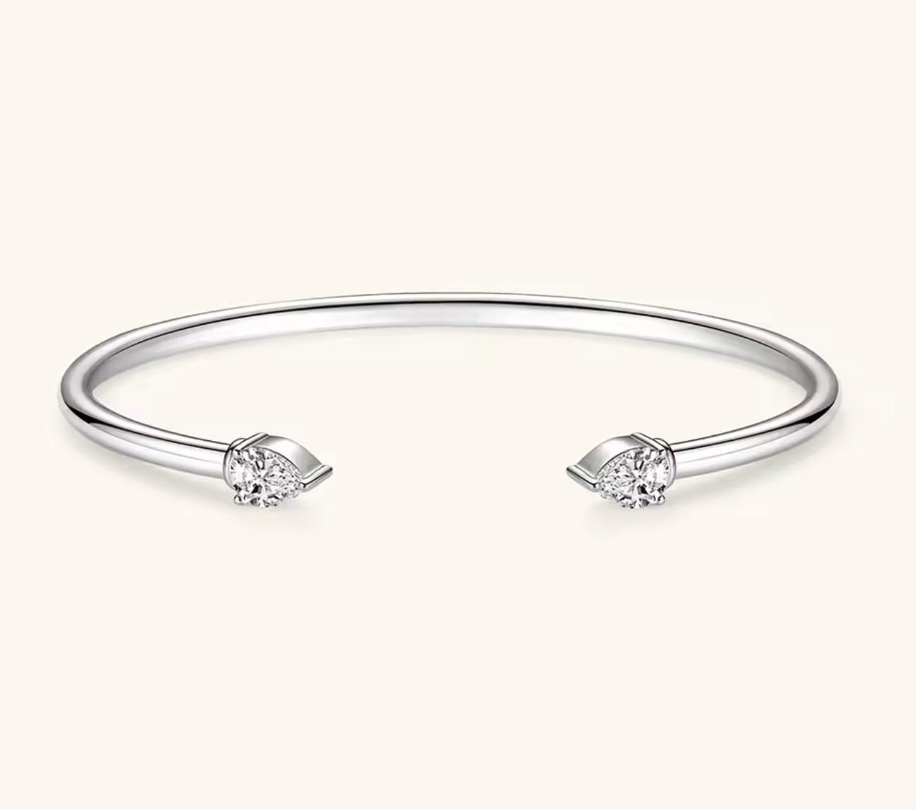 Sweetrain Pear Cut Moissanite Bangle