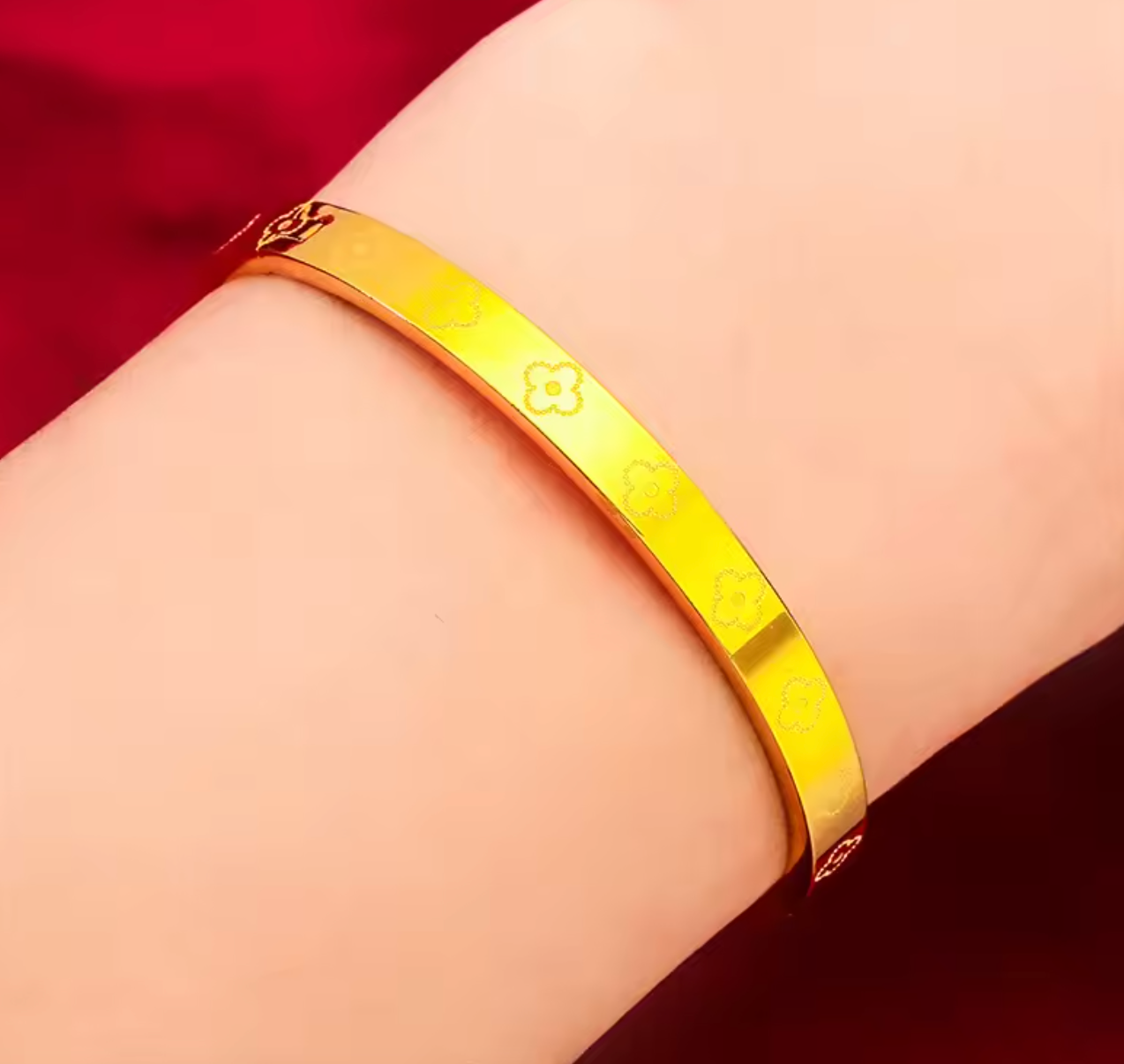 24K Gold Luxury Bangle for Woman
