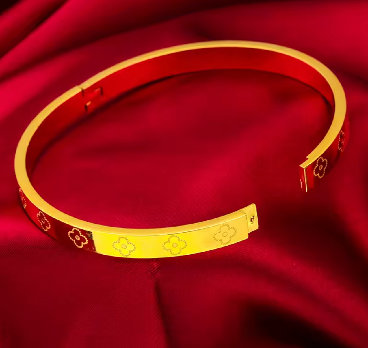 24K Gold Luxury Bangle for Woman